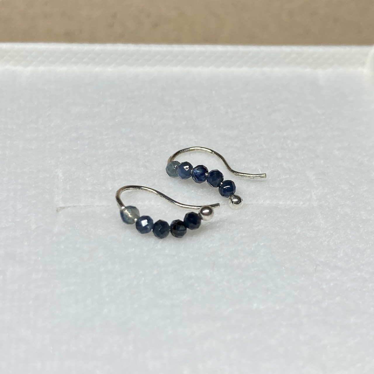お試しピアス サファイア シルバー  約9.3mm 新品