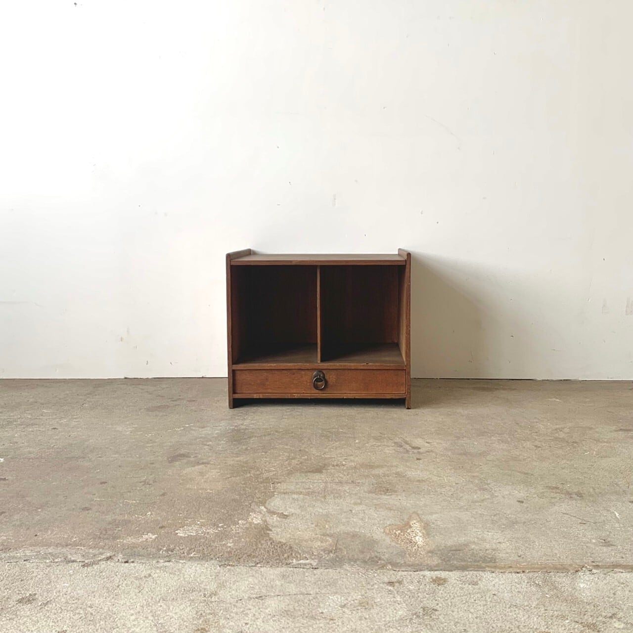 引き出し付の棚 古家具　0407