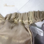 ベリーダンス オリエンタル 衣装 スカート ゴールド系 無地 シンプル 光沢 練習 レッスン 金 透け感 華やか 上品 スリット かわいい ダンス衣装 ステージ イベント ふんわり