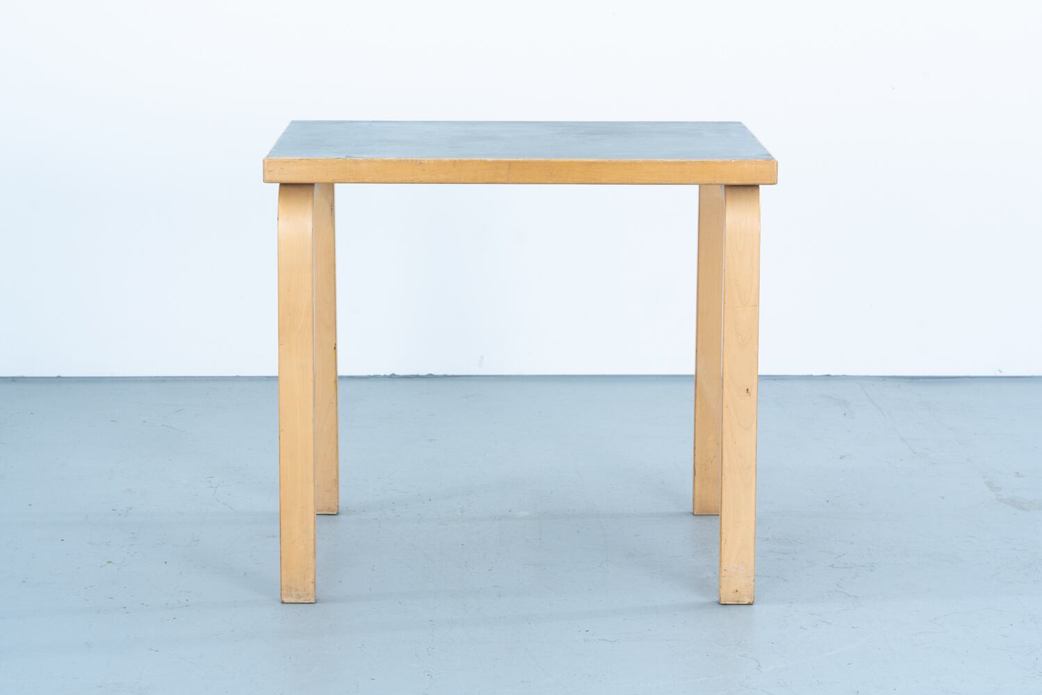Arne Jacobsen | Model.3207 Seven Arm Chair | kaikki gallery | 北欧