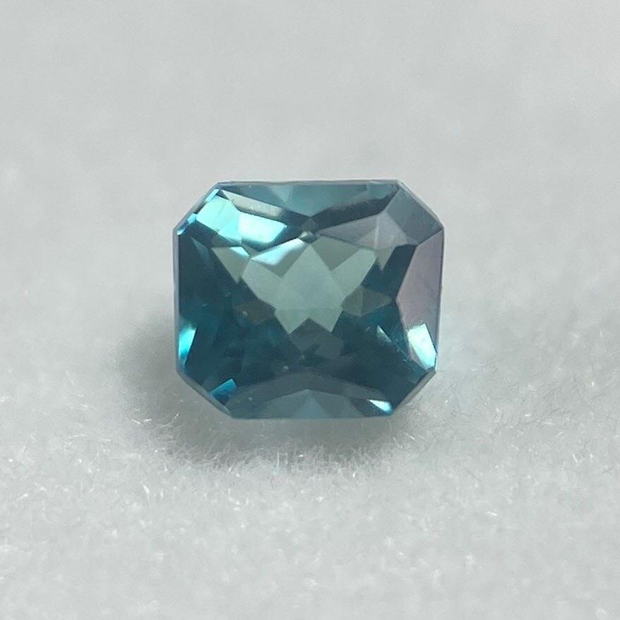 整った　グランディディエライト