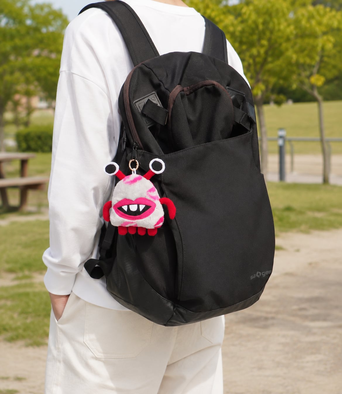 【オーナーグッズ】チャームにもなるフェレットトイ　PARTY　MONSTERS　RAYVY(レイビー)
