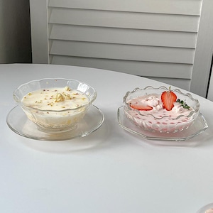 【食器】韓国風花形透明グラスボウル＆プレートセット