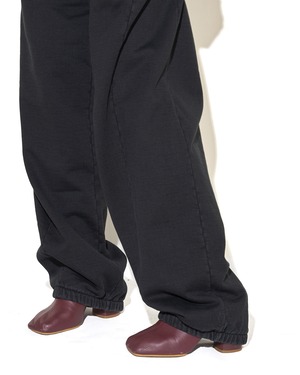 ssstein "TWISTED YARN FADE SWEAT TWIST SEAM PANTS〔BLACK〕"