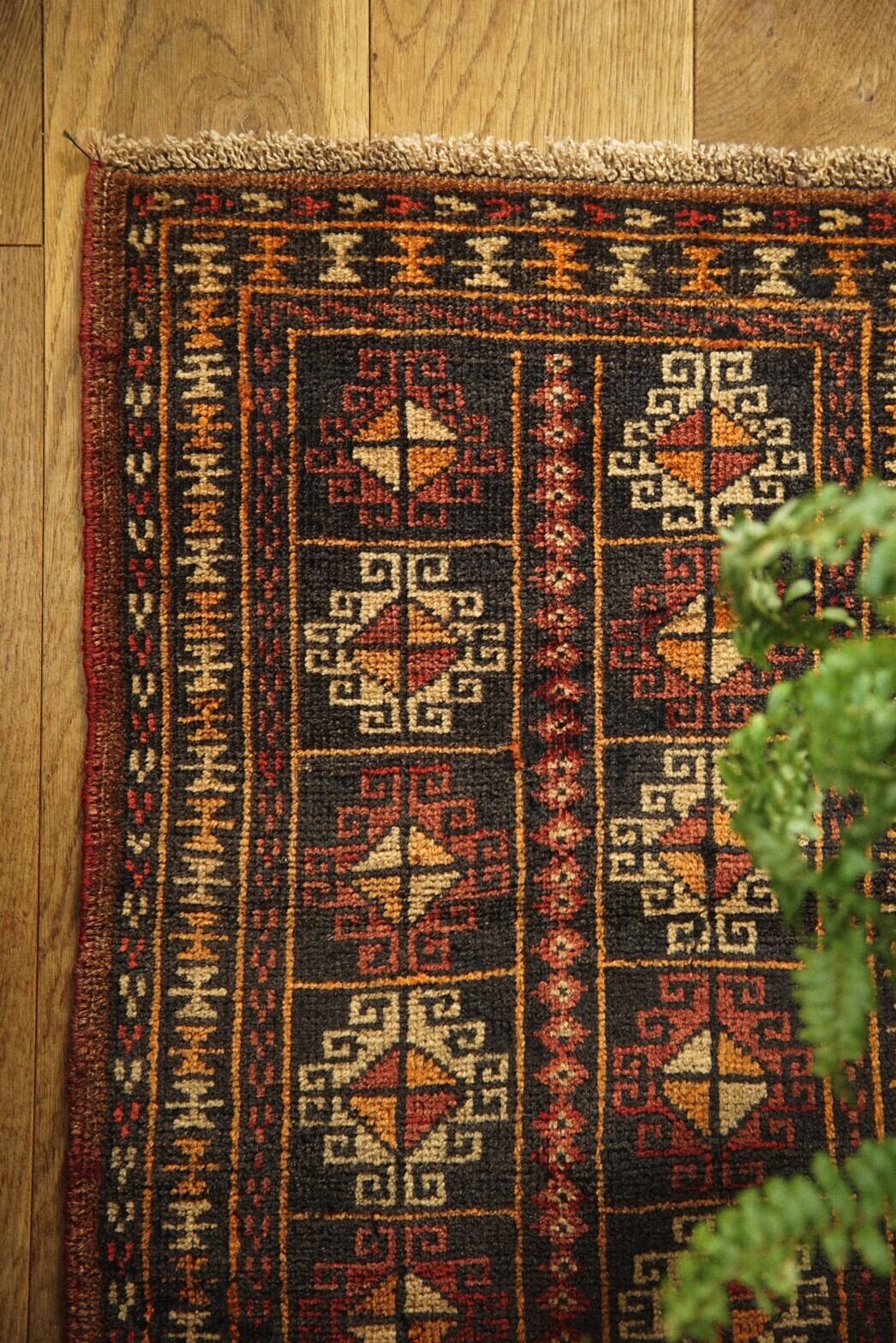 596 -Vintage Ali Khoja rug