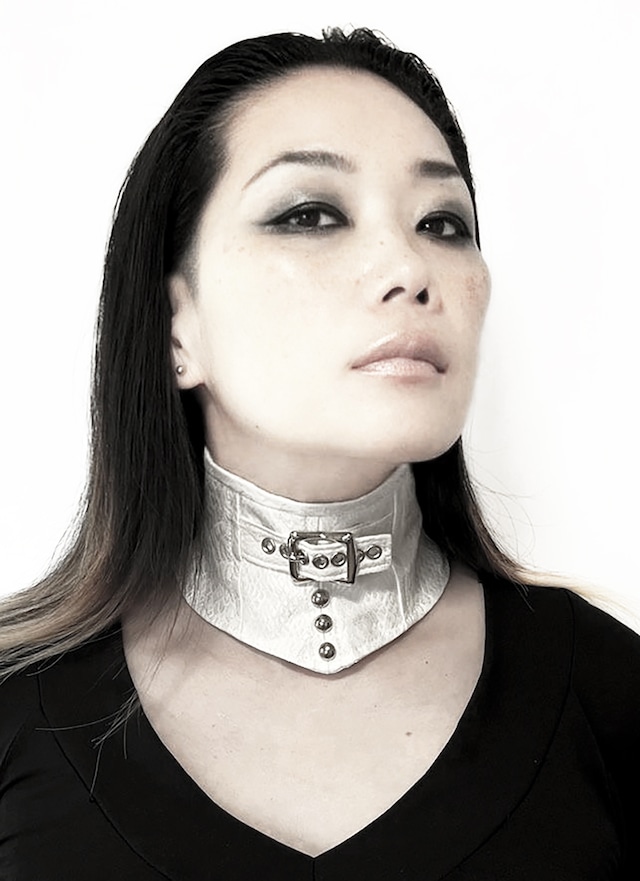 White Scales Neck Dress Neck Corset with Buckle ONE ウロコネックドレス・ネックコルセット　バックルONE