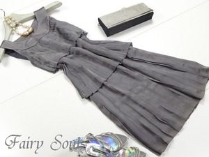 ★送料無料★9号(M)☆2段のプリーツシルバーグレイのワンピース(OPN5262)