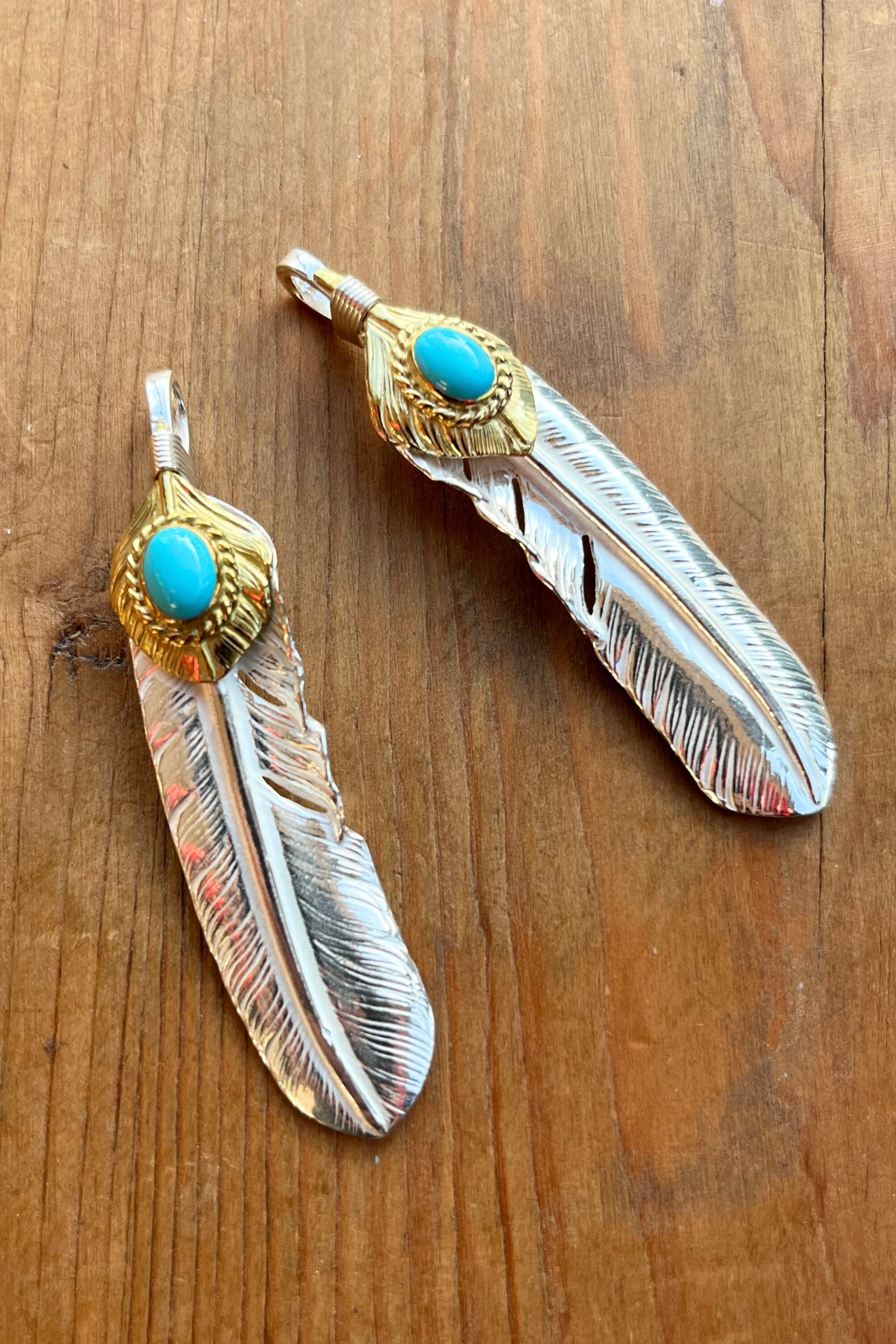 上金金縄ターコイズ付き特大フェザー（金の部分は真鍮）