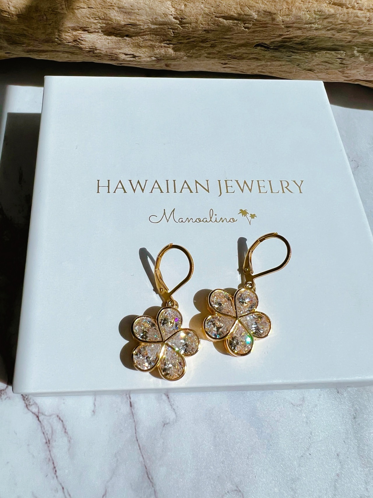 15mm Plumeria 5Arank Zirconia Hawaiianjewelry(ハワイアンジュエリーAAAAAジルコニア、プルメリアピアス、イヤリング)