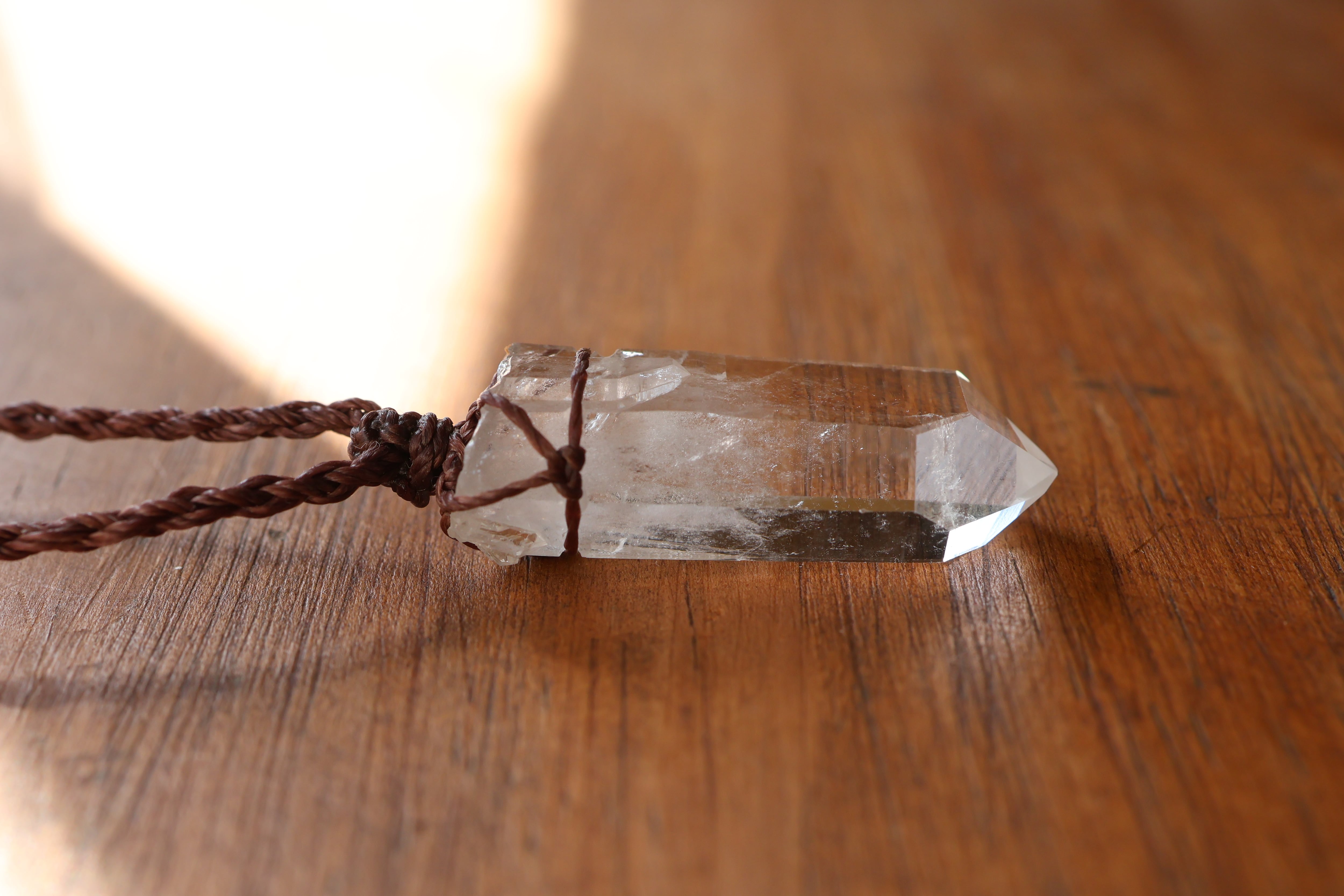 ヒマラヤ水晶ネックレス マカルー産 | 石垣島の夜光貝アクセサリーと