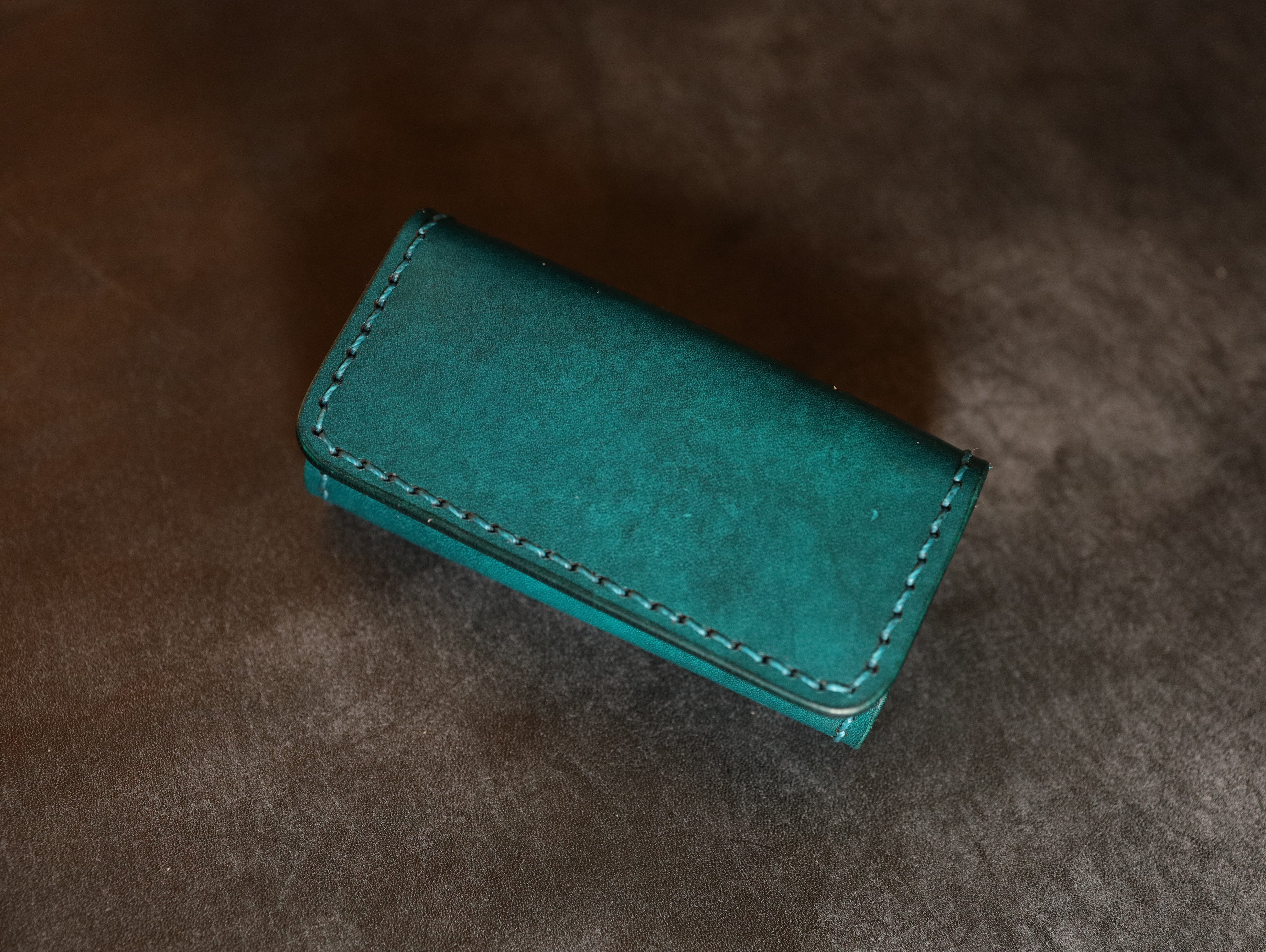 はじめてのレザークラフトキット｜本革ヌメ革キーケース制作セット（全5色）