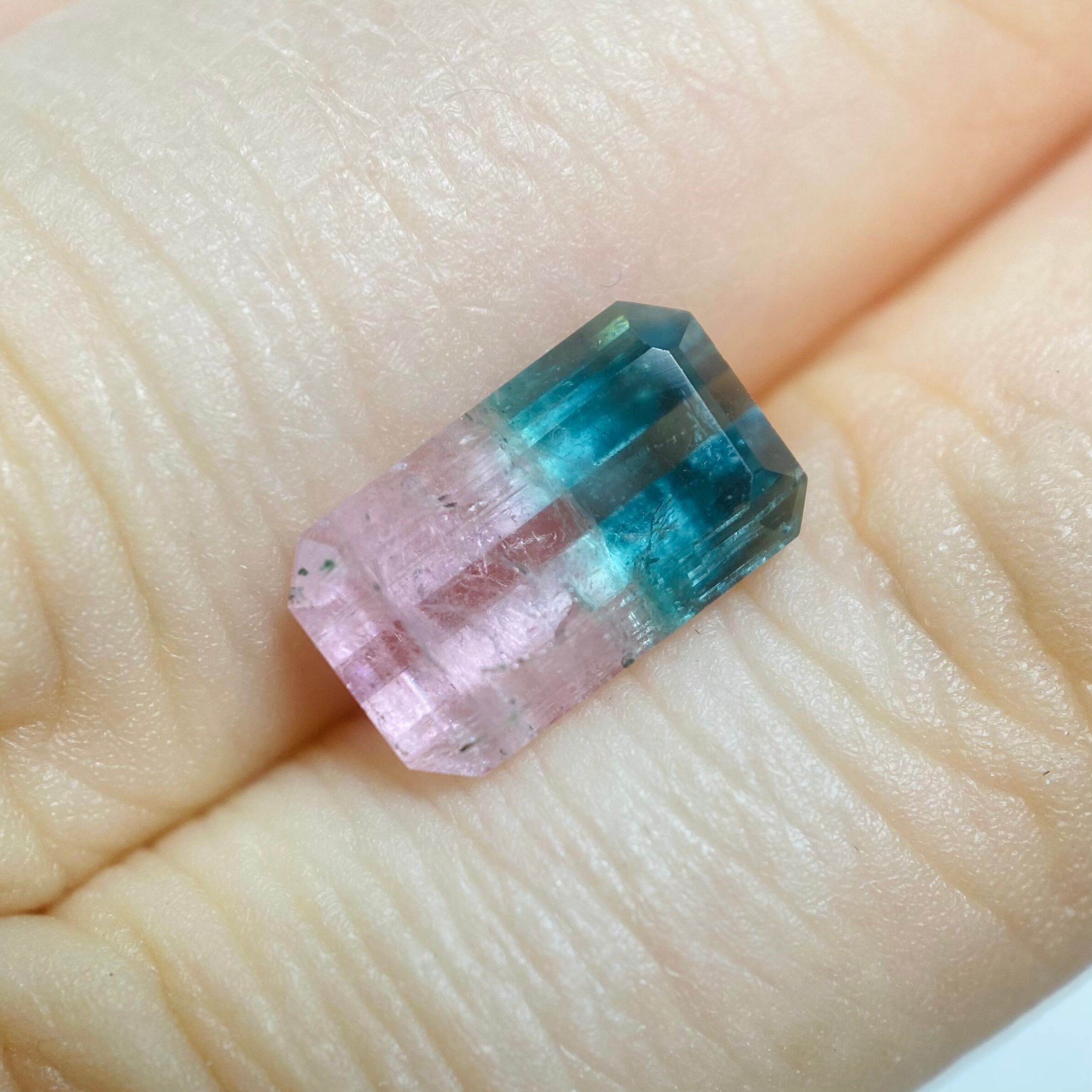 春色ビビッドトルマリン