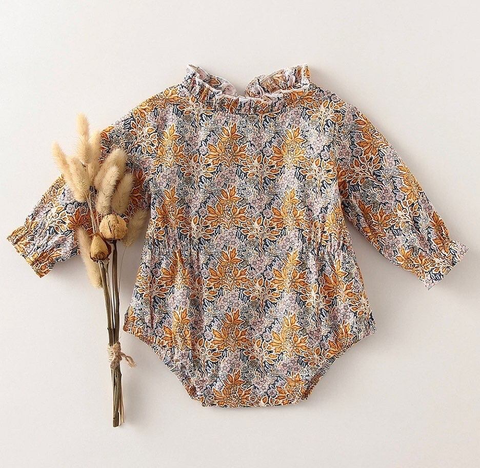 レトロフラワーロンパース……..海外子供服 プチプラ ベビー ガール ナチュラル