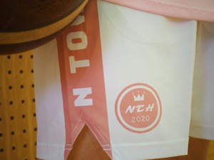 “NTH PRACTICE PANTS” colour White×Pinkred×Lightpink