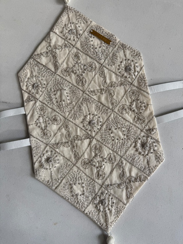 SASHIKO STITCH    キラキラ『あなたにあげる花束  』  BASKET カバー