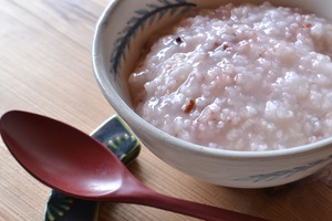 【宴樹亭のおかゆ】彩穀しらかゆ　あけぼの260g　※在庫限り