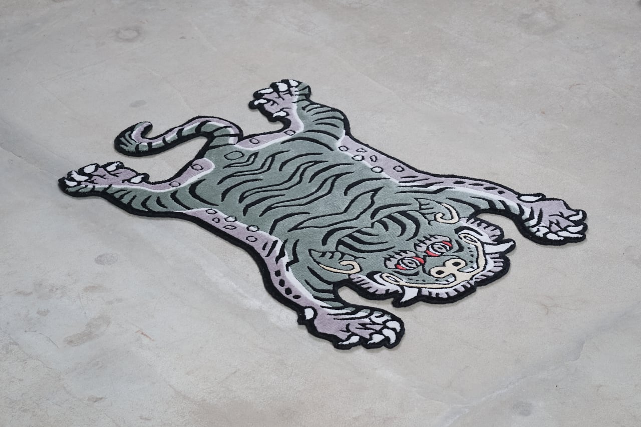 Tibetan Tiger Rug 《Sサイズ•シルク・オリジナル2・アラジングリーン