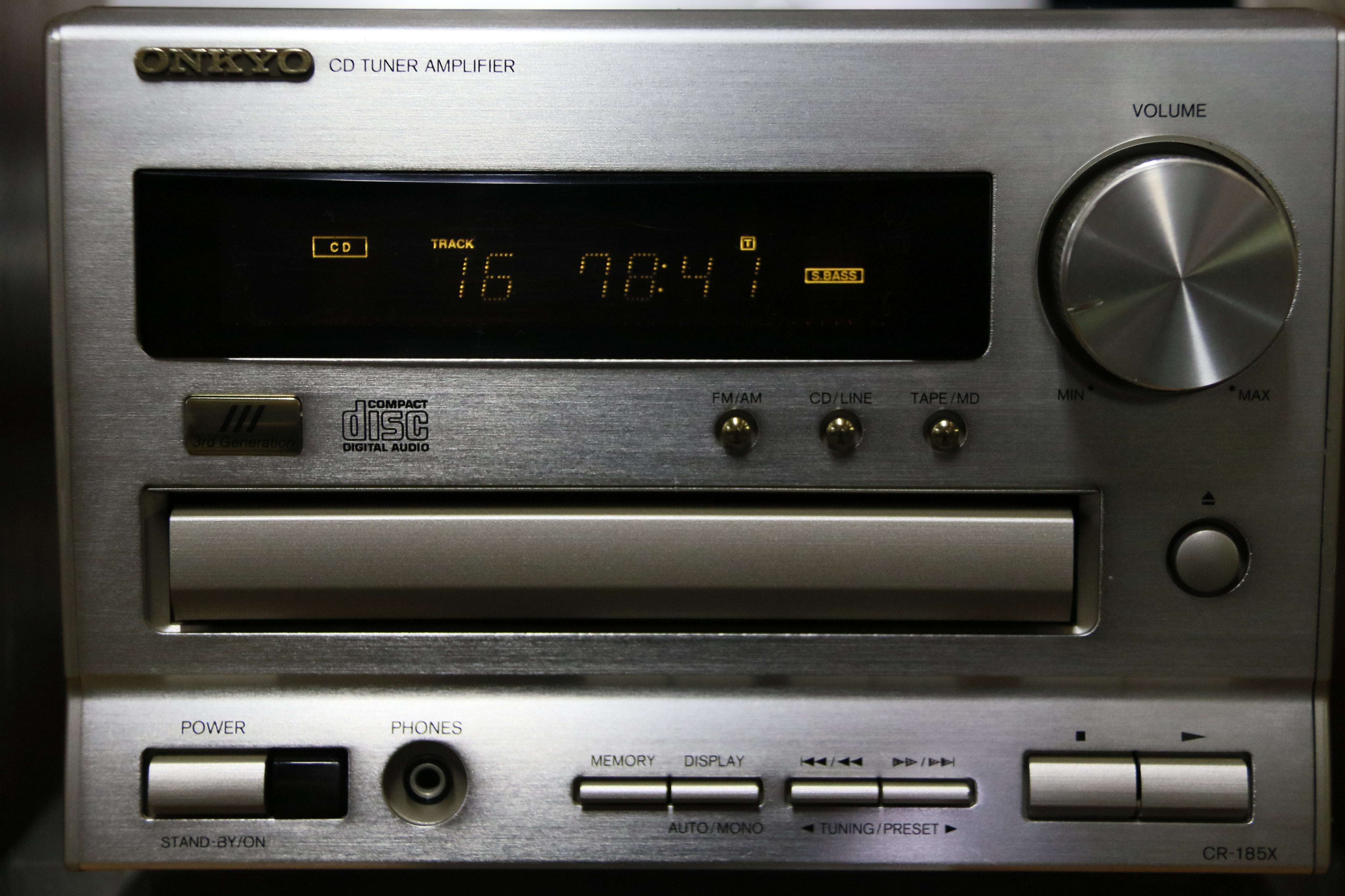 当店人気機種！小さな巨人！】ONKYO INTEC185 CR-185X＆D-02A CD/ﾁｭｰﾅ