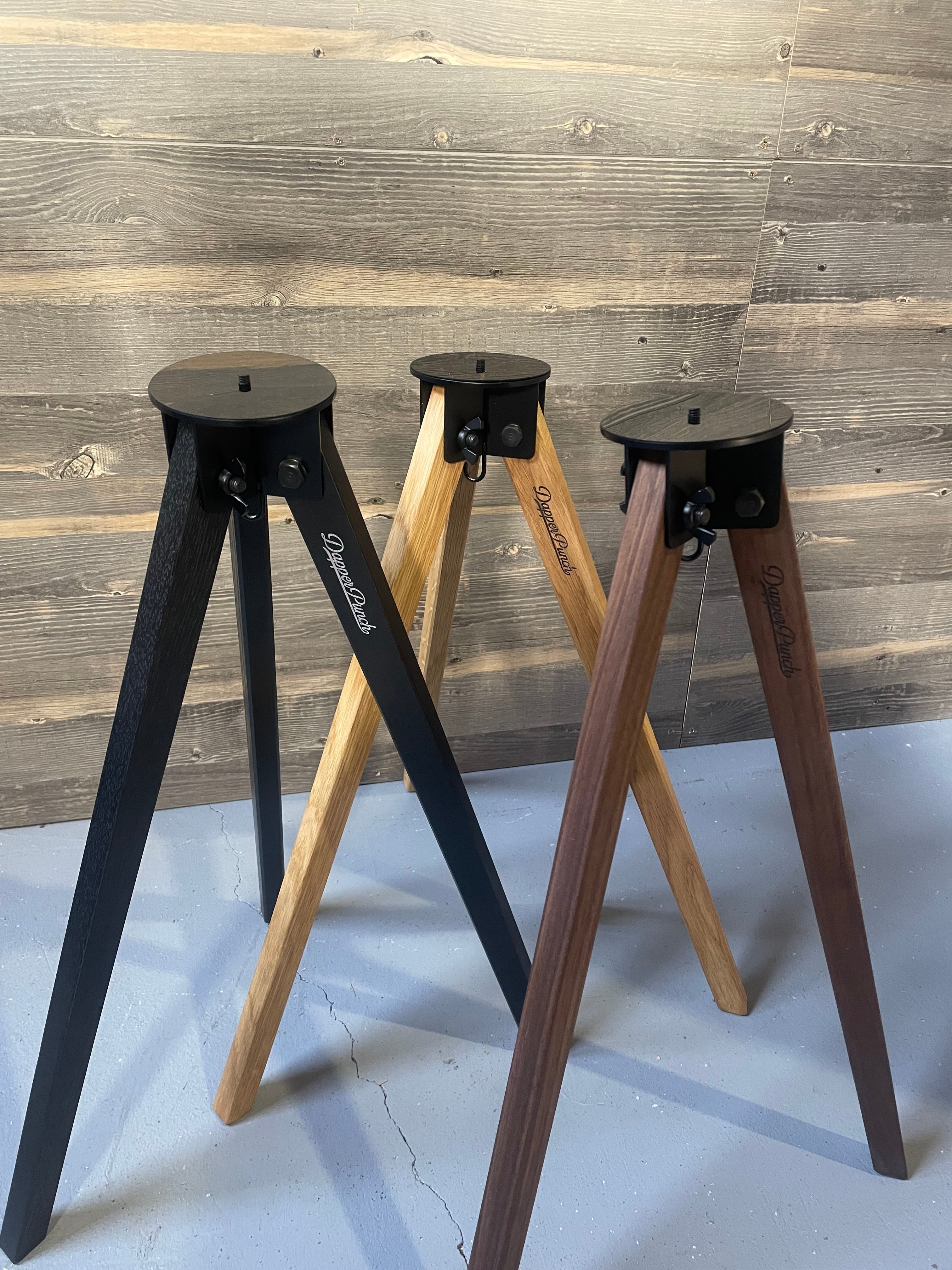 Dapper Punch】木製三脚H485 | AGORA