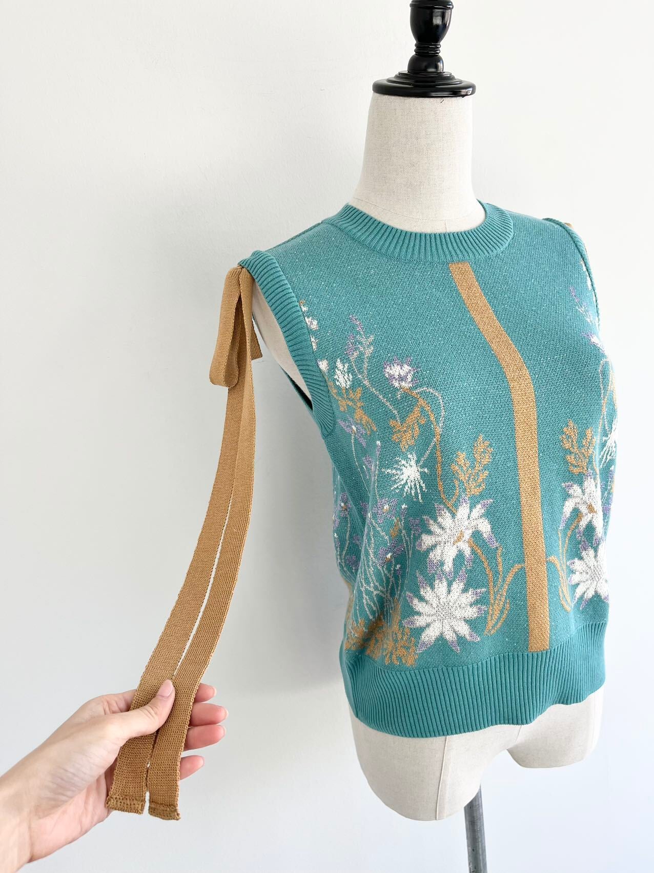 最終最安値（新品）garden flower knit best