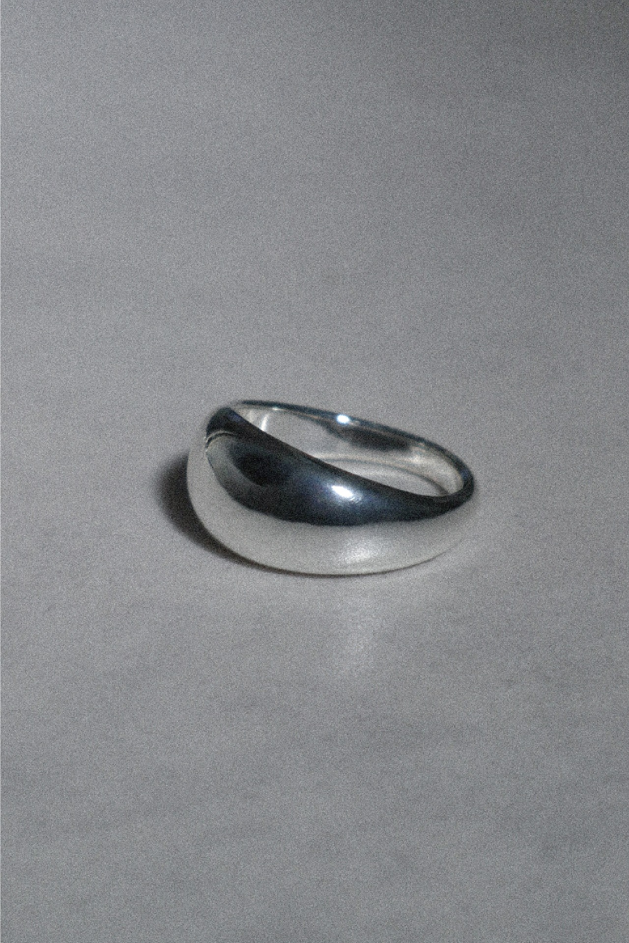 Oval Moon Ring"Nuit"