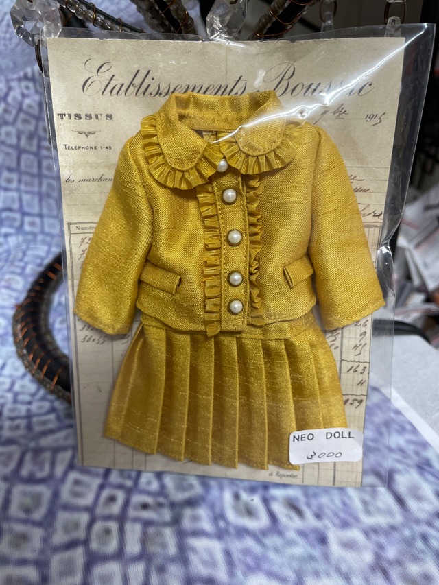 【NEO DOLL】22cmドールサイズ　地雷系ワンピース(かぼちゃパンツとクロスペンダント付き)