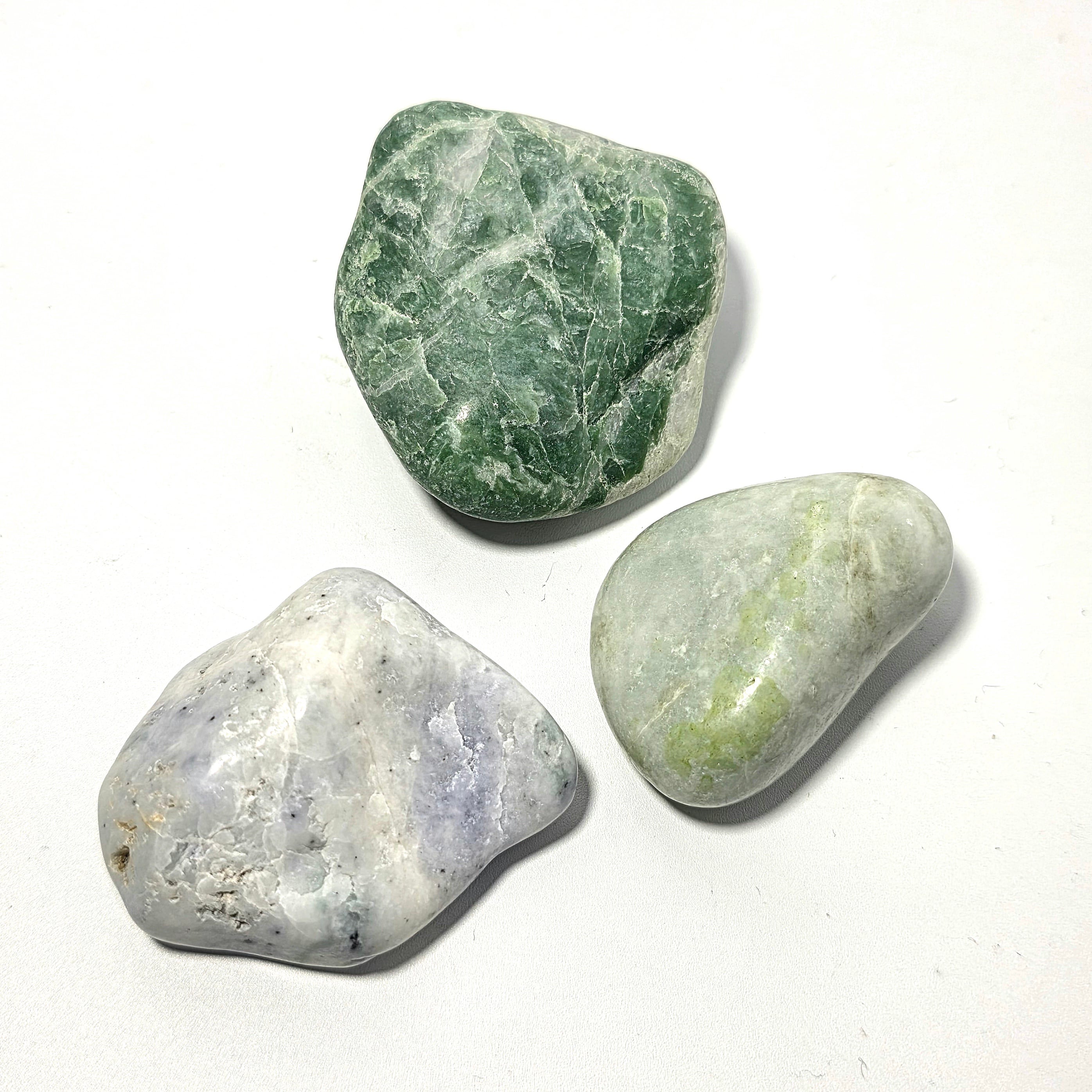 原石 | 糸魚川翡翠工芸家 赤羽可行BASE