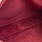 セリーヌ ロミー ミディアム カーマイン レッド ショルダーバッグ