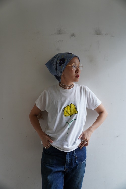 (M/yellow) Vintage Flower Tee Hand Painting By Megan