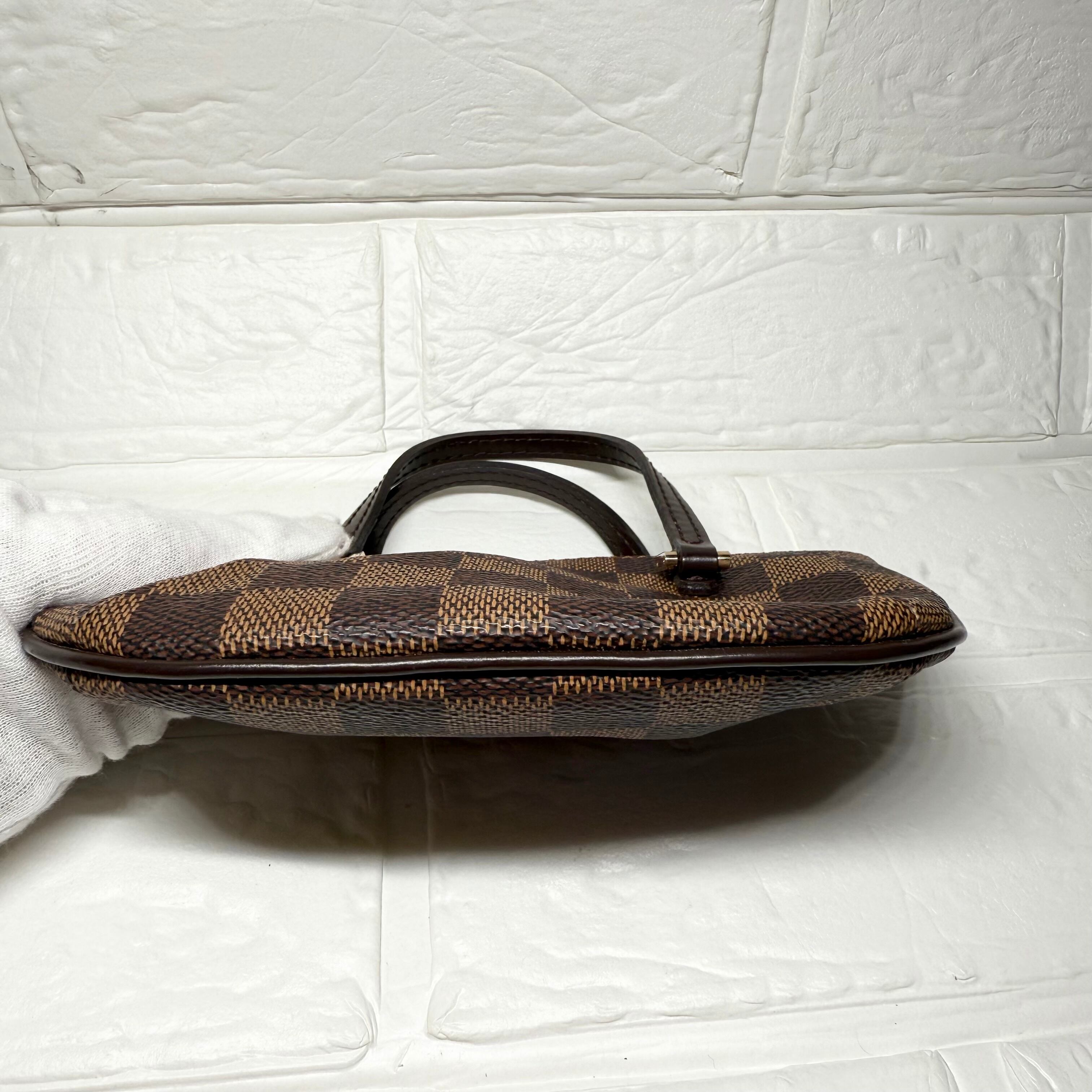 LOUIS VUITTON マノスクGM ダミエ　ポーチ 5ef75f7d8a769b3d35b7a8c434490f