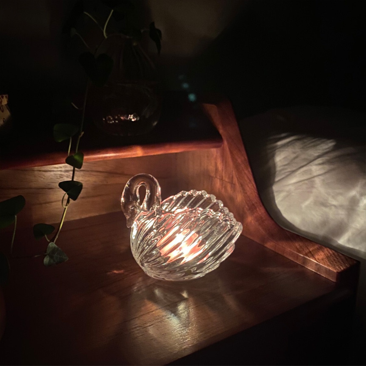 swan candle holder / ヴィンテージ アンティーク調 スワン ガラス 