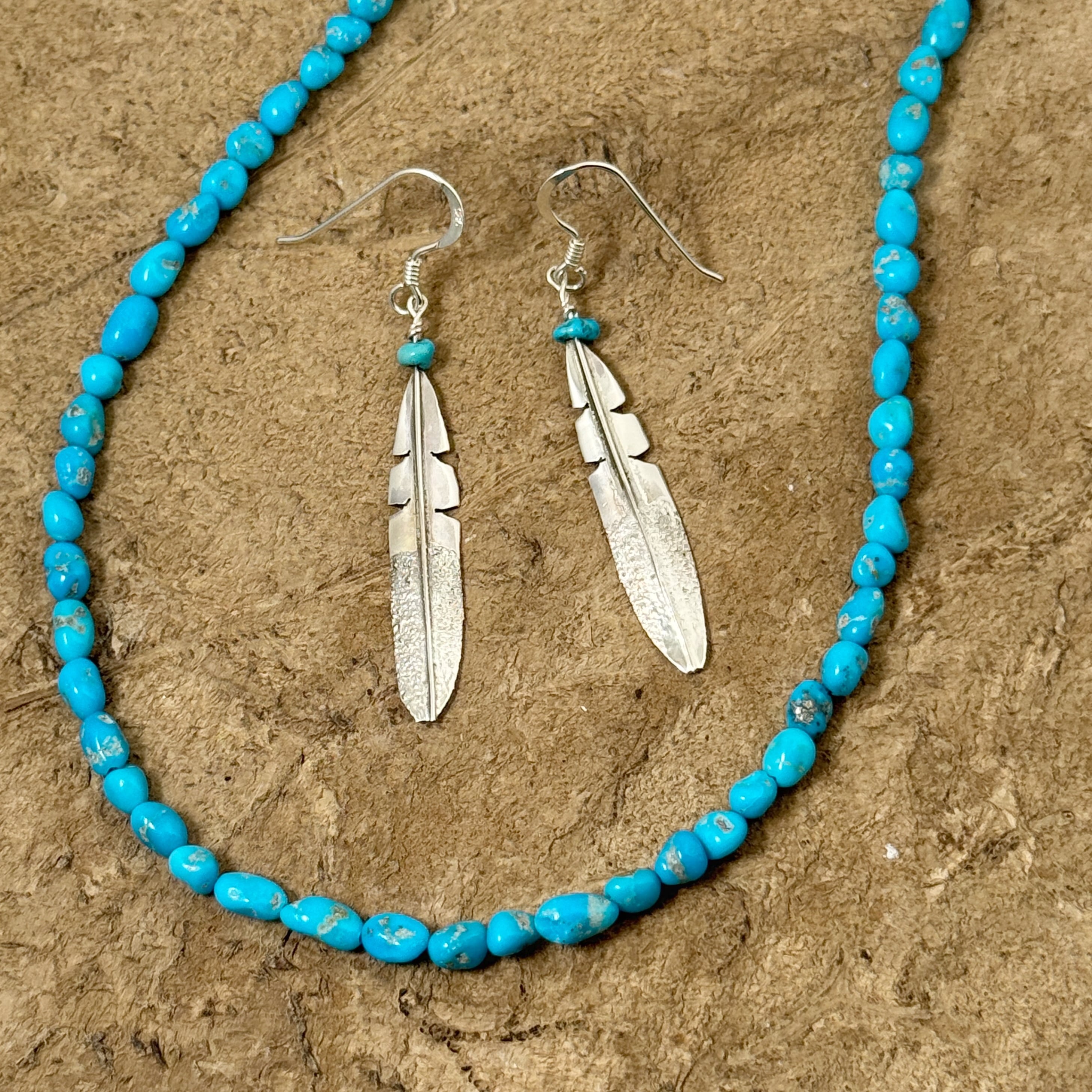 再入荷】《Indian Jewelry》 フェザーと プチ ターコイズのピアス 羽