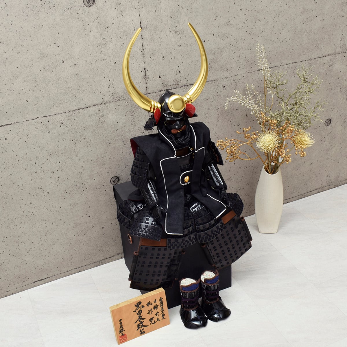 黒い甲冑風インテリア置物 楽天市場】甲冑置物の通販