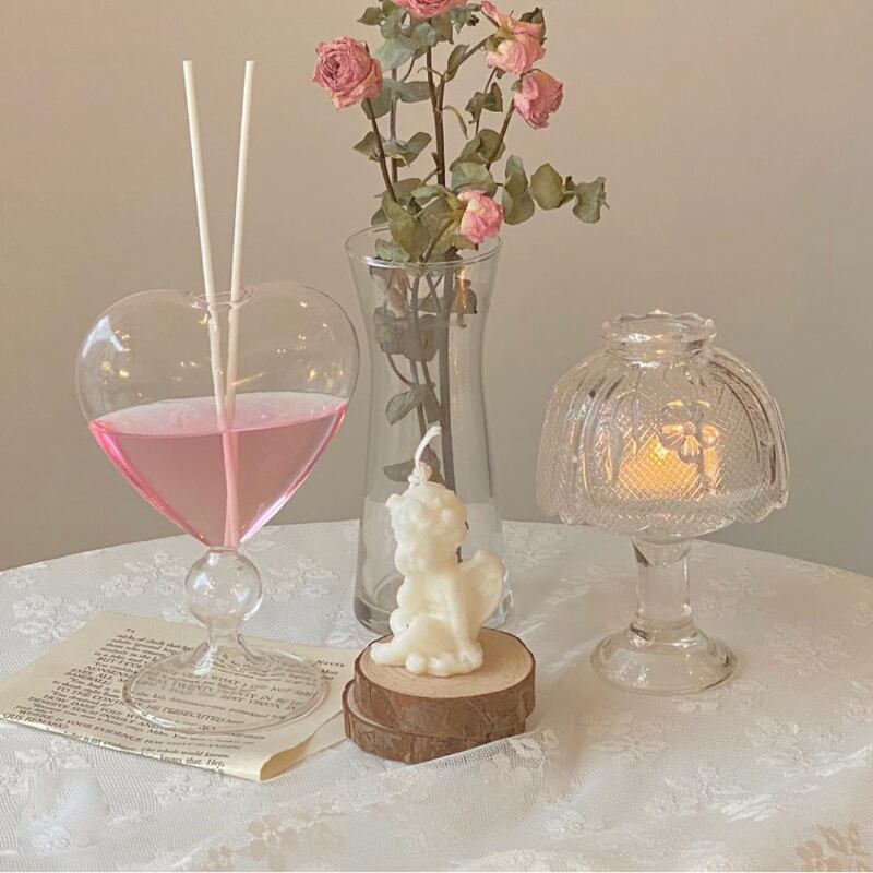 お部屋を フェミニンに 彩る ハート アロマ ディフューザー ボトル 瓶 一輪挿し 花瓶 ガーリー 可愛い オシャレ Lamitte Deco トレンド 韓国ファッション ショップ Base店