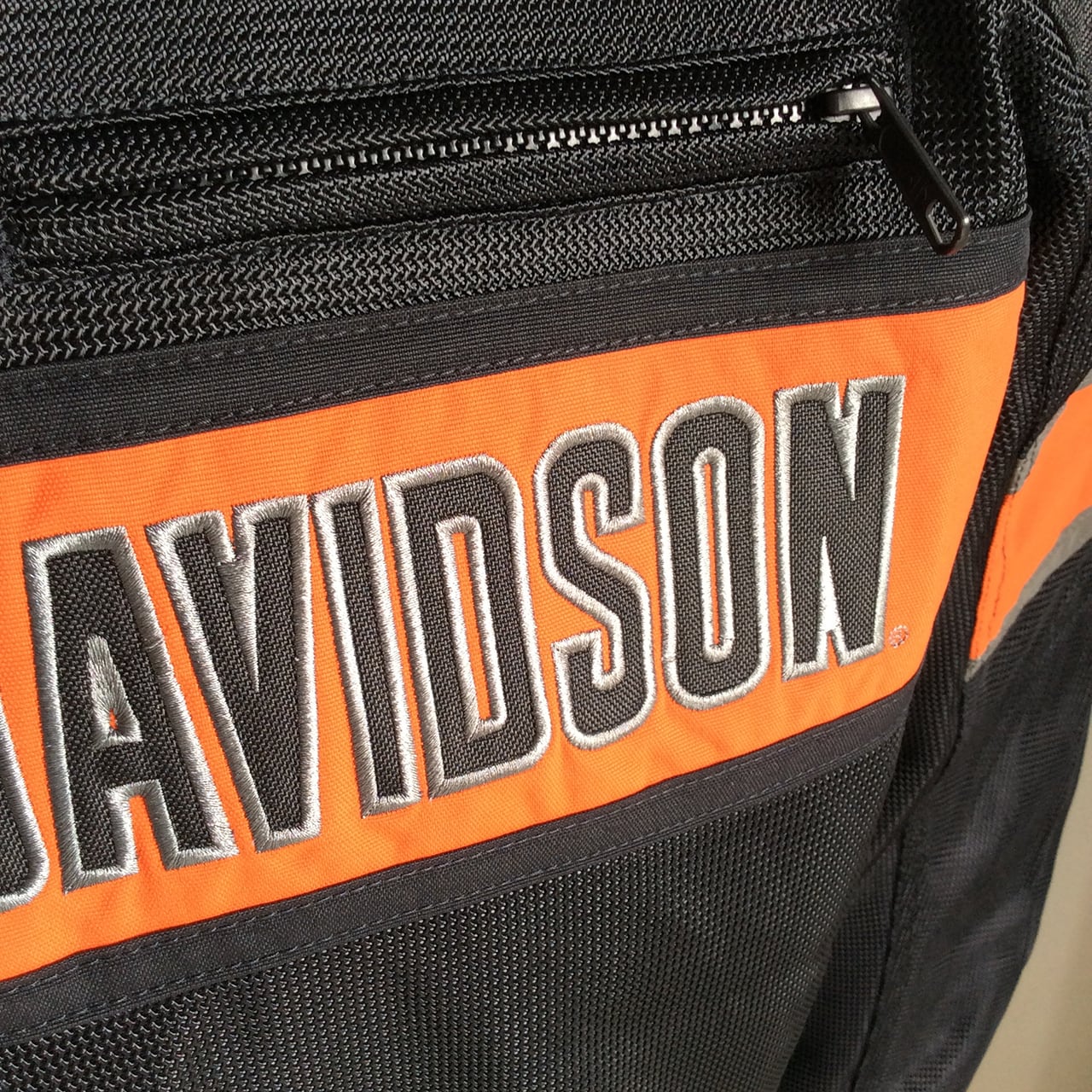 98111-16VM メッシュジャケット -Trenton Colorblocked Mesh Riding