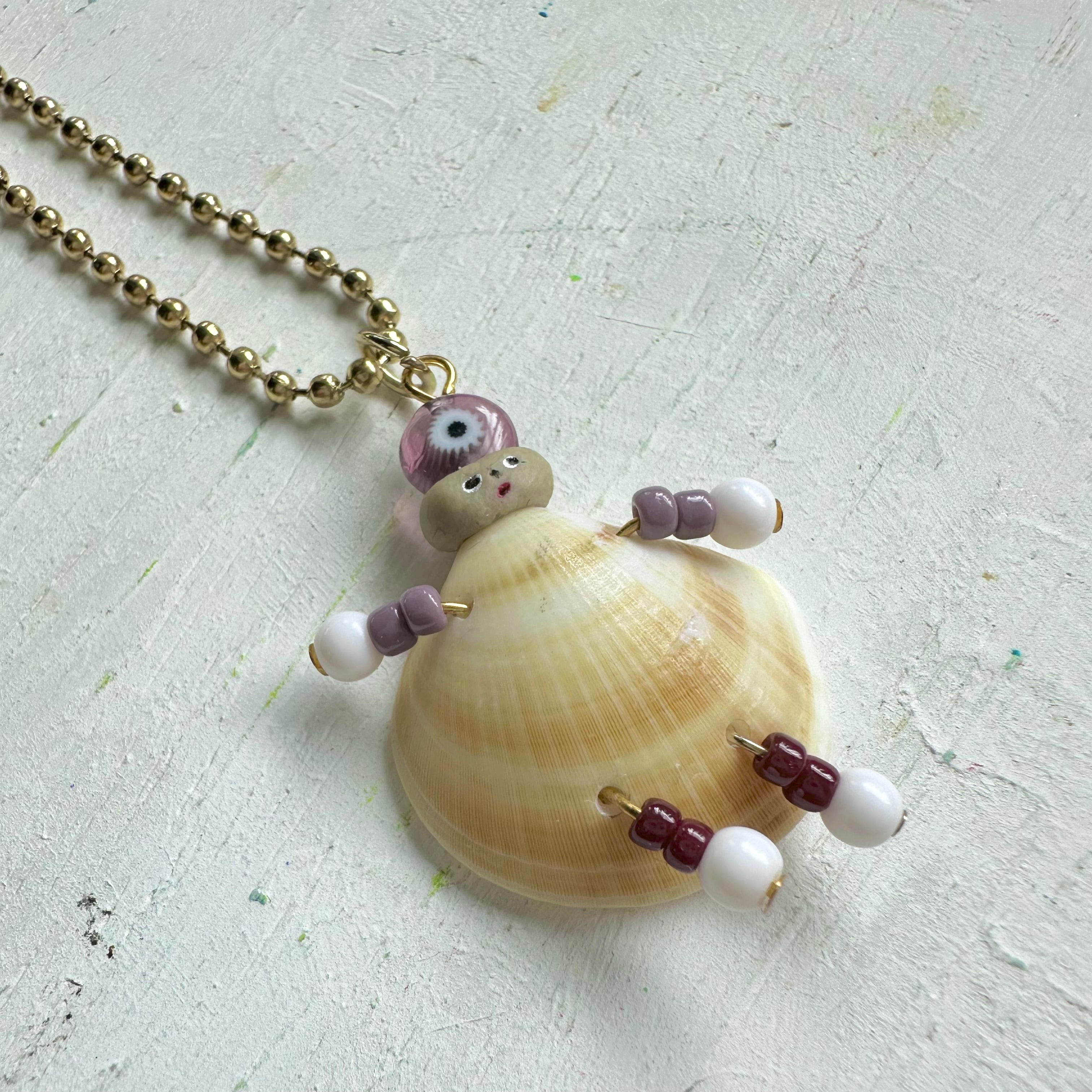 貝殻ドールのペンダント(チェーン) | 貝殻こけし舎