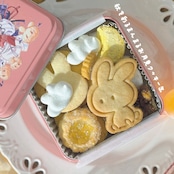 秋を彩るまんまるお月見クッキー缶