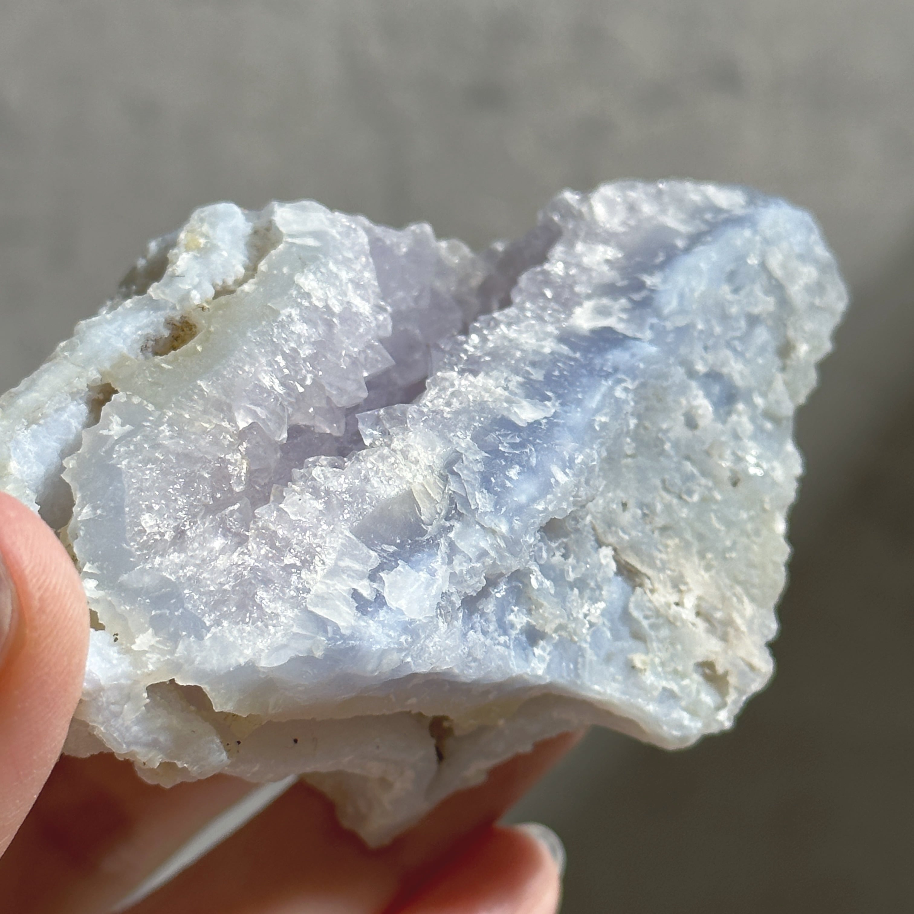 ブルーカルセドニー 原石52◇ Blue Chalcedony ◇天然石・鉱物