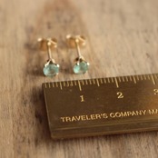 グリーンカイヤナイト<宝石質AAA>のスタッドピアス(K14GF)