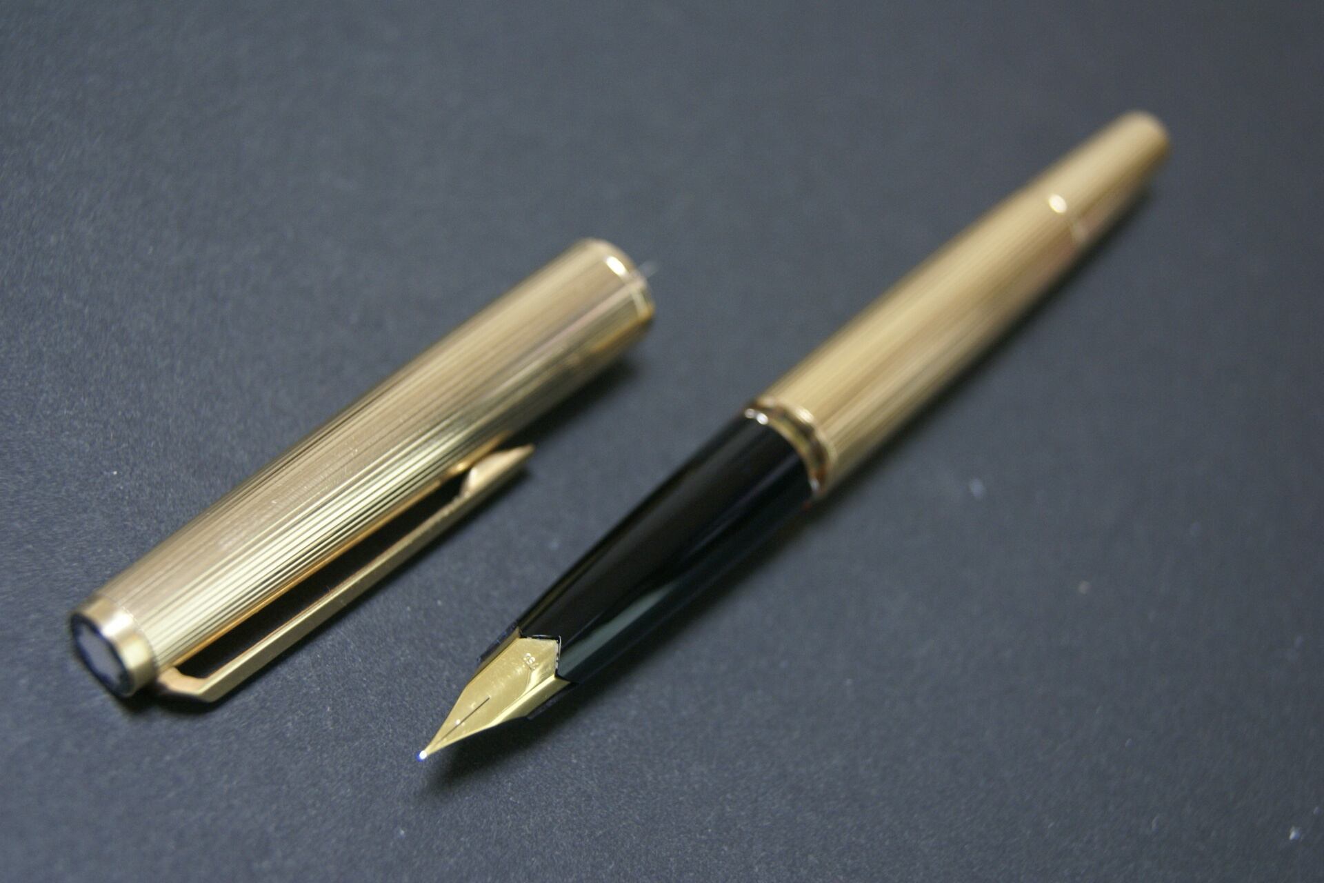 MONTBLANC モンブラン 1246 Germany 18K 万年筆 70s モンブラン 1246 MONTBLANC 1246 （極細字） 18K 01035 | 川口
