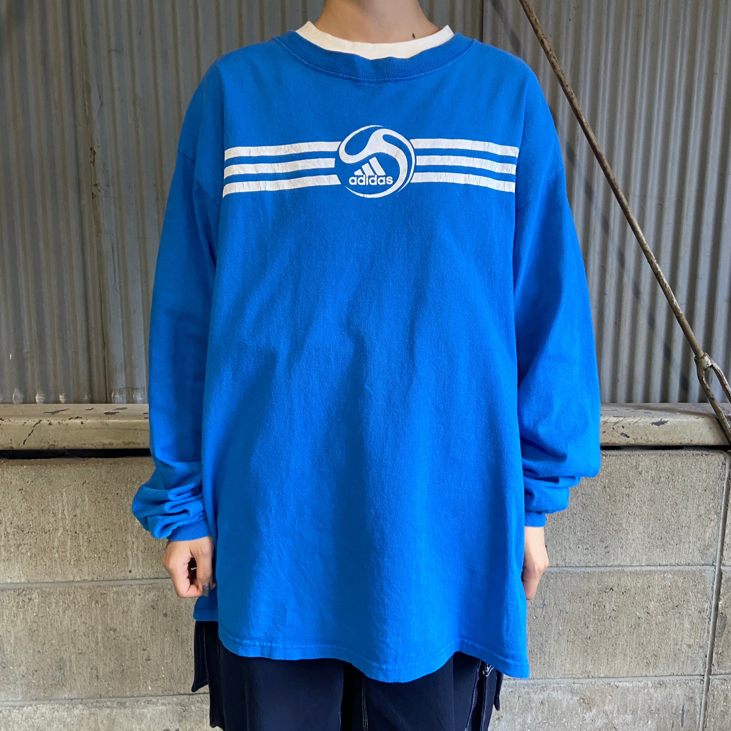アディダスNBAビッグロゴダメージ古着ボロtシャツTシャツadidas青 