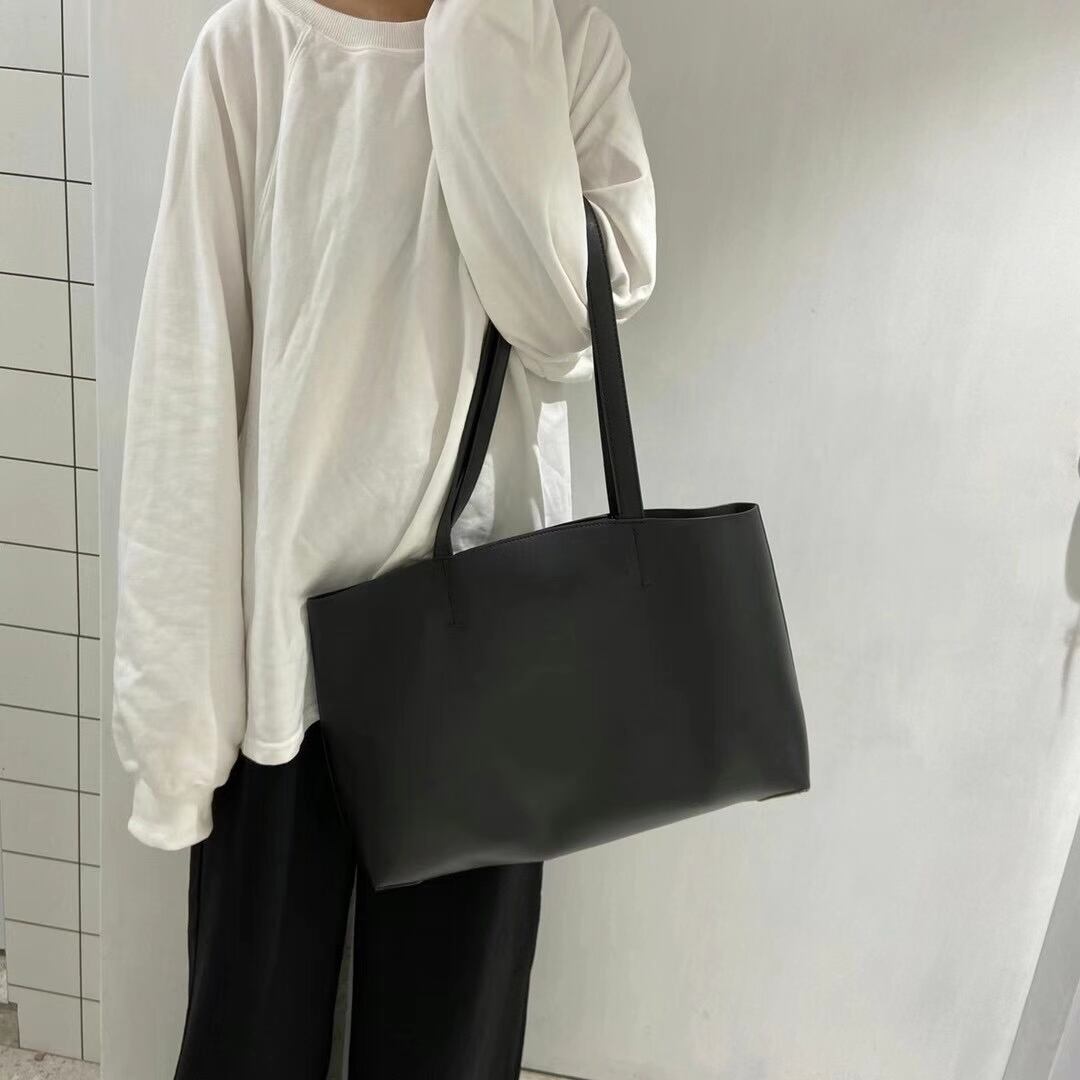 シンプルショルダーバッグ　AS19-8125