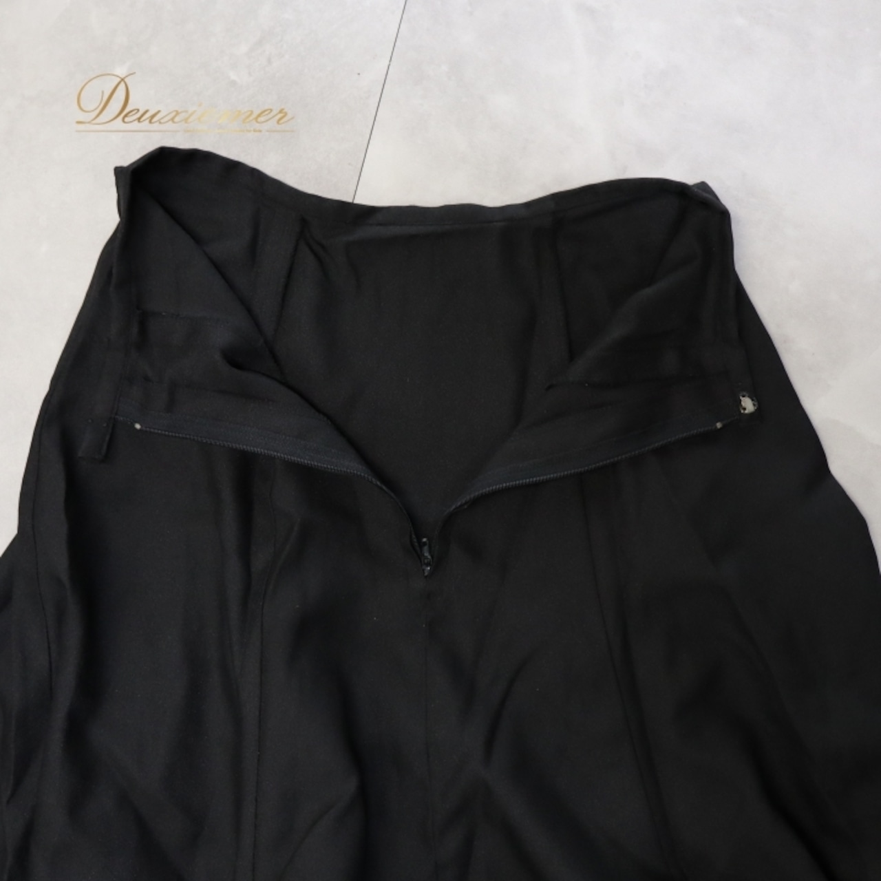 フラメンコ 衣装 ファルダ スカート ブラック系 ボランテ フリル 水玉 ドット柄 黒 赤 ボリューム ダンス衣装 ステージ イベント 練習 レッスン 華やか かわいい レッド系