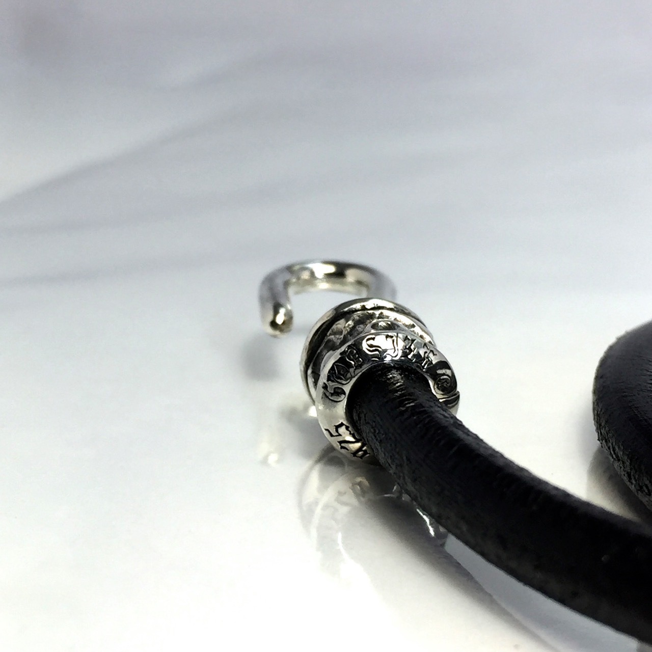 PIPE HOOK [TRIPLE] LEATHER BRACELET / パイプフックトリプルレザーブレスレット