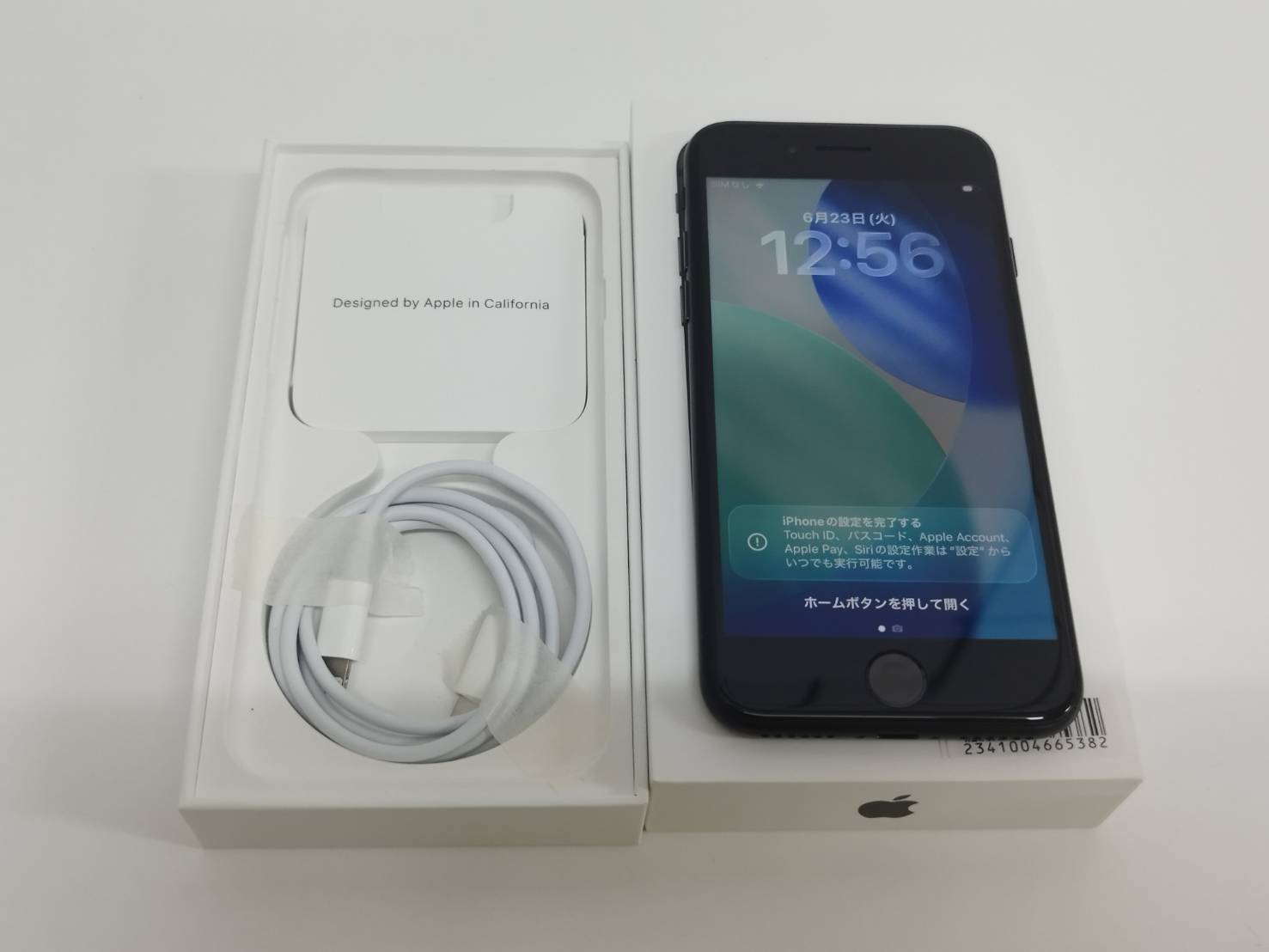 iPhone SE 第2世代 MHGP3J/A SIMフリー 充電84% SIMフリー】iPhone SE 第2世代/A2296/64GB/ブラック〈MHGP3J/A