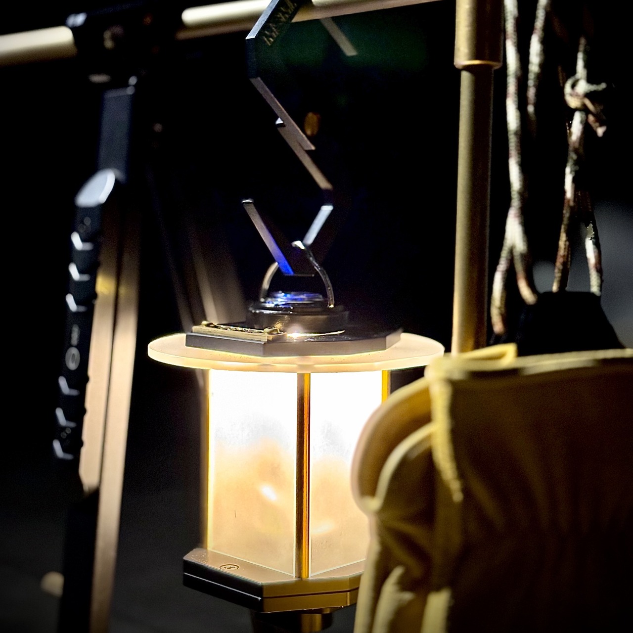 『MSMF-GZLS-CHCN』（ゴールゼロﾏｲｸﾛﾌﾗｯｼｭ専用スタンド-提灯-ﾊﾞｰｼﾞｮﾝ）