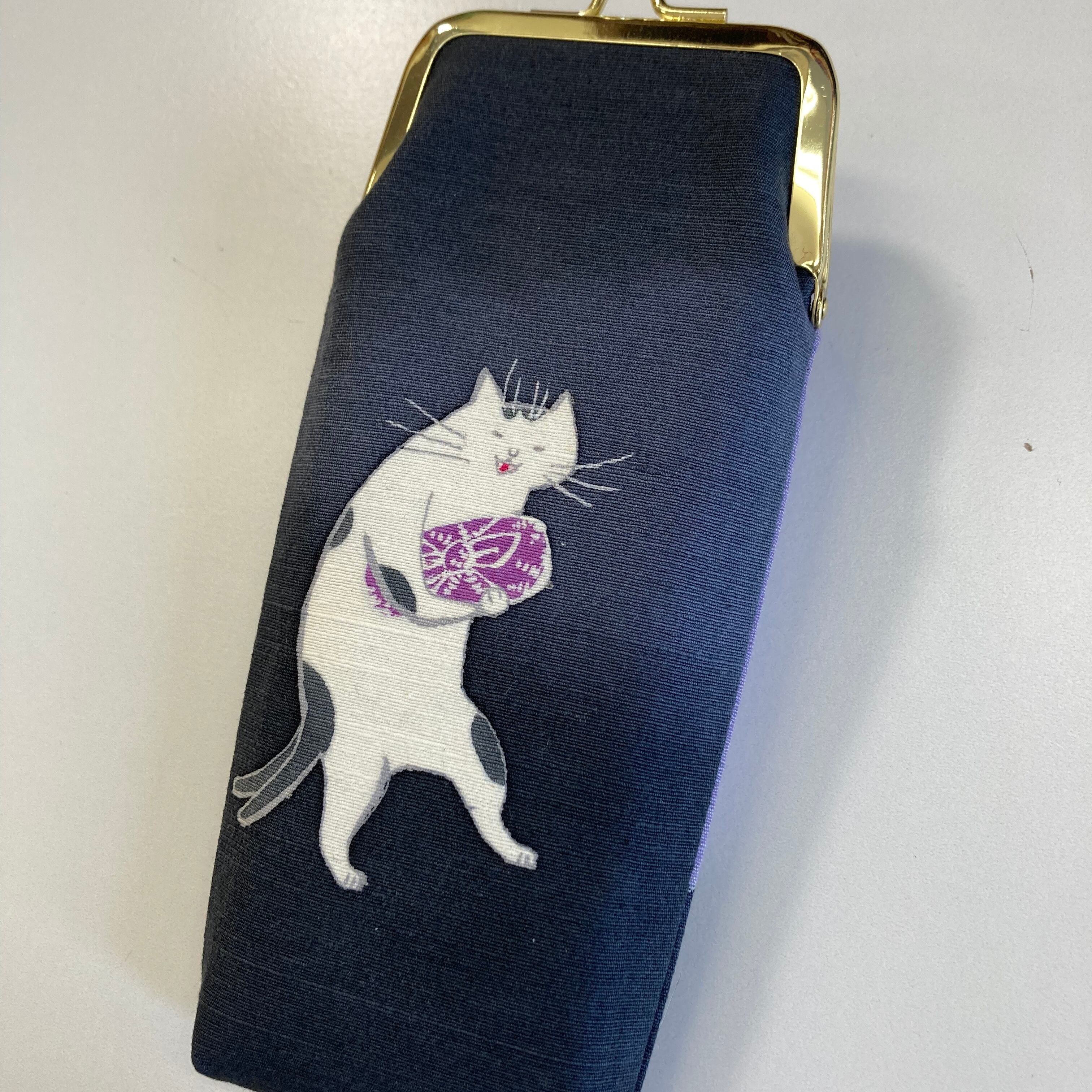眼鏡ケース「お使い猫」  somemoyoushop ーそめもようショップー 手描 