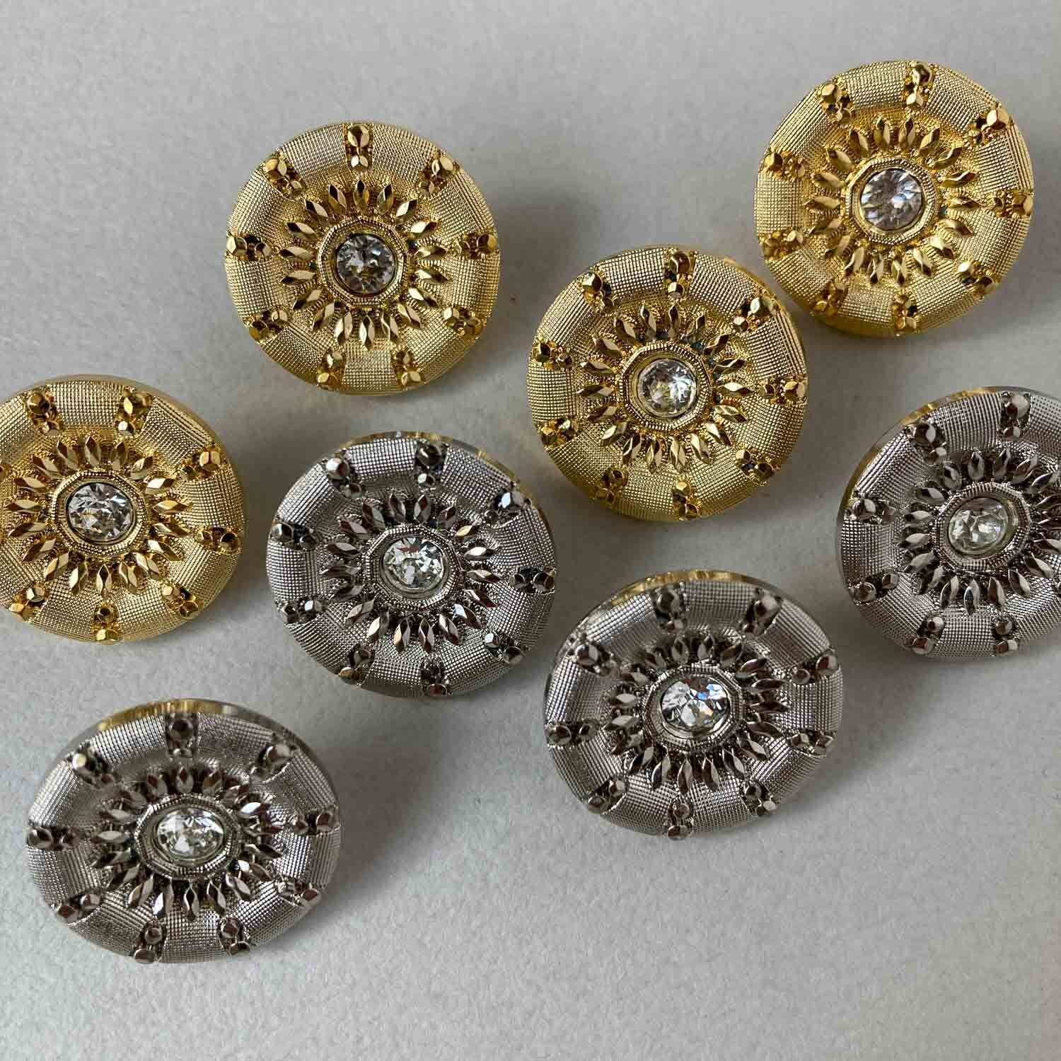 真ん中ビジュー太陽イタリアボタン(20mm)
