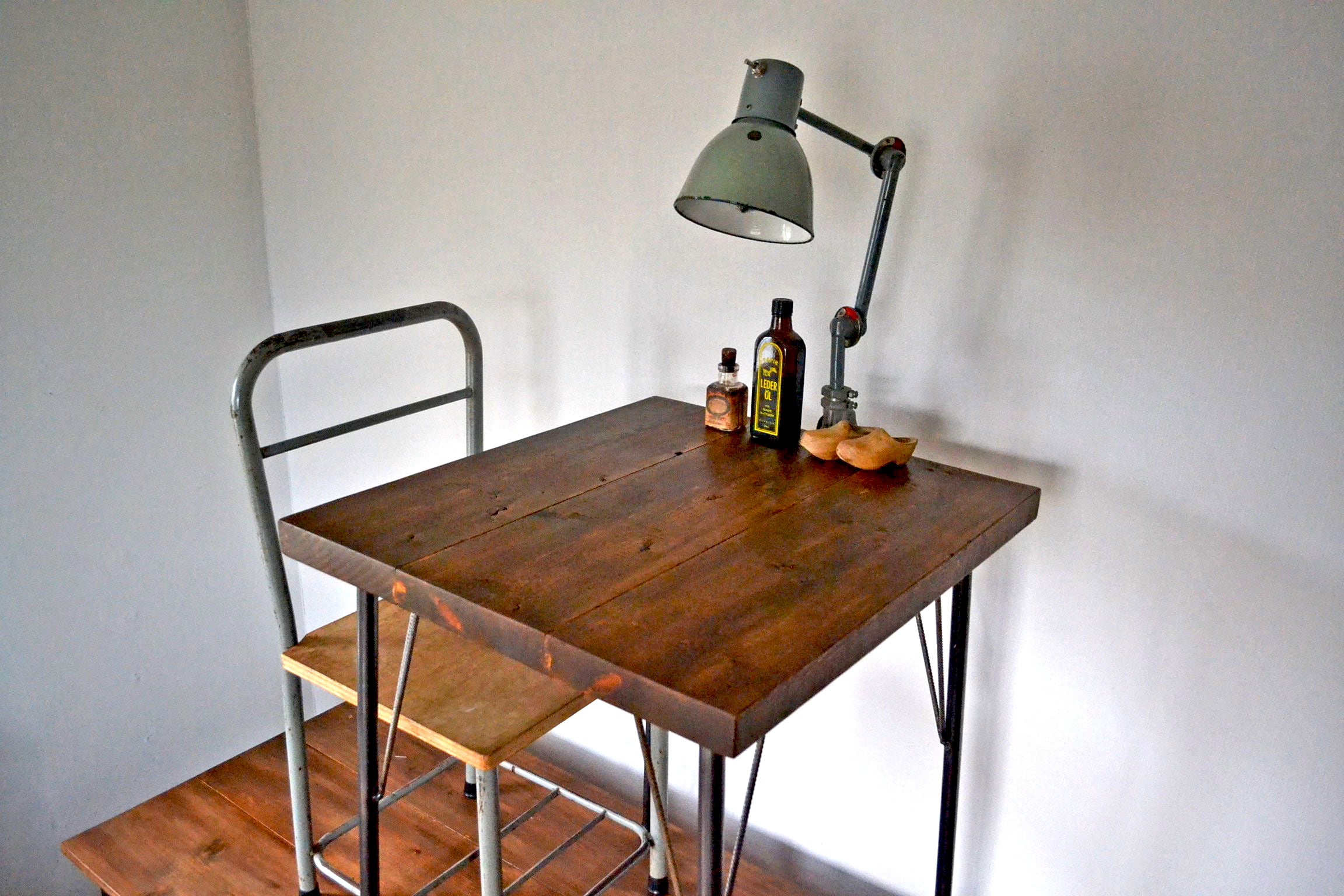 Antique Cafe table 60 iron leg | Franck