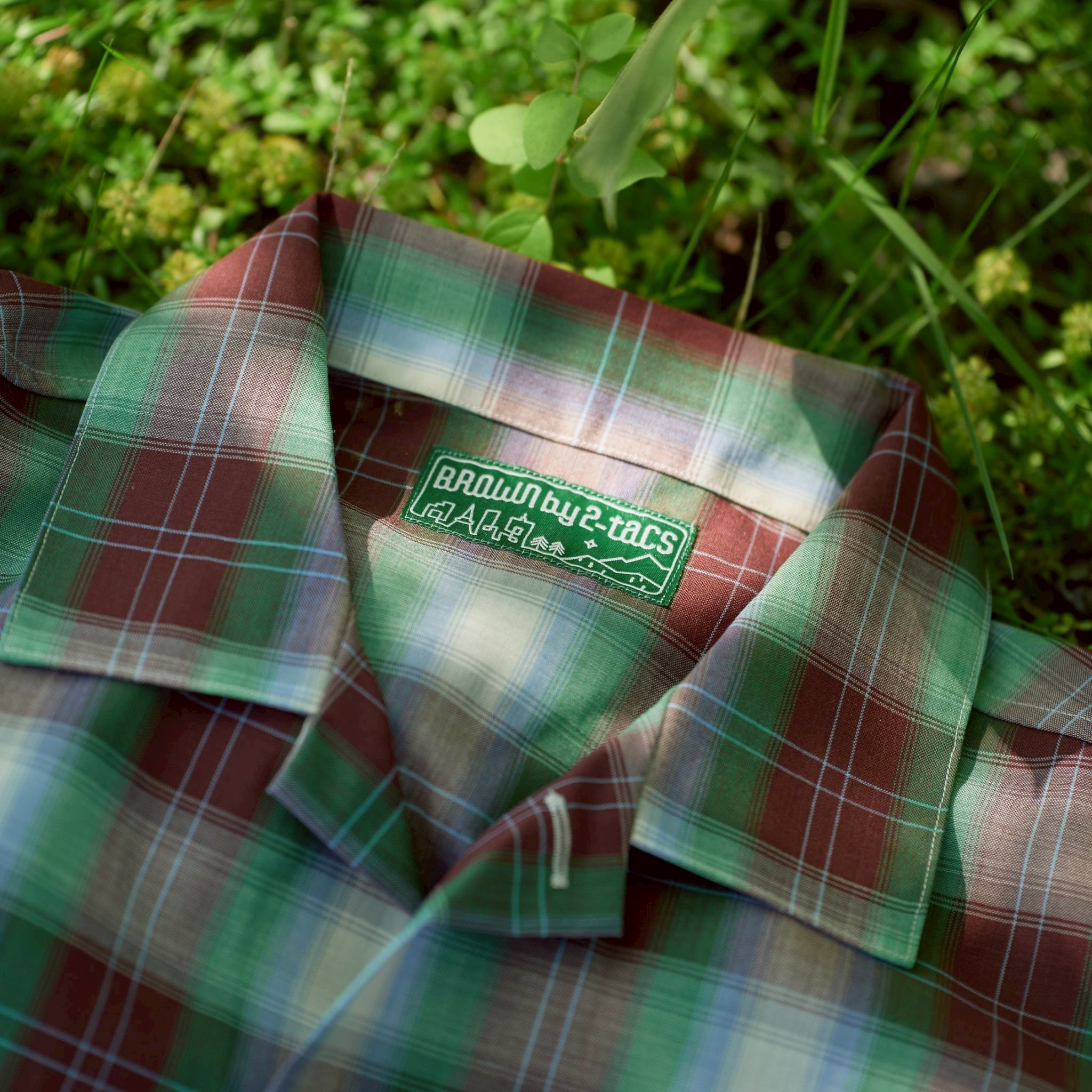 Brown by 2tacs / B33-S004 